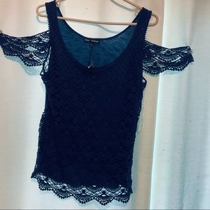Mason + Mackenzie Navy Blue top size XL